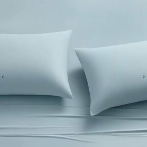 NIB REST® Evercool®+ Cooling Pillowcases Standard Set of 2 Light Blue 19" x 29"